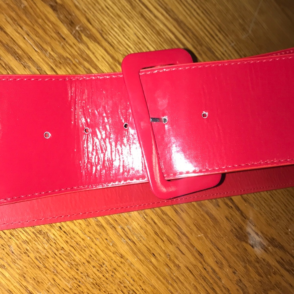 NWOT Thick Red Belt